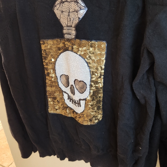 Torrid 1X Skull Perfume Sequin Black Long Sleeve Sweater Goth Witchy - Picture 5 of 7